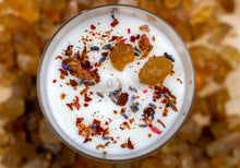 Load image into Gallery viewer, Feliz Soy Winter Lust Pine Candle