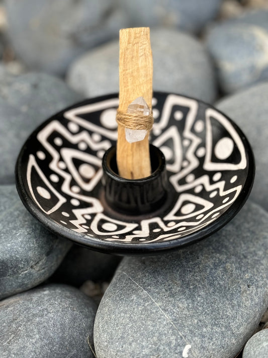 Handmade palo santo holder from Chulucanas, Peru